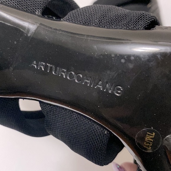 ARTURO CHIANG black heel sandals with elastic straps snake skin accent, size 7🌹 - Picture 9 of 10